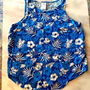 Disney Hawaiian Tank Top Size Large 🌺